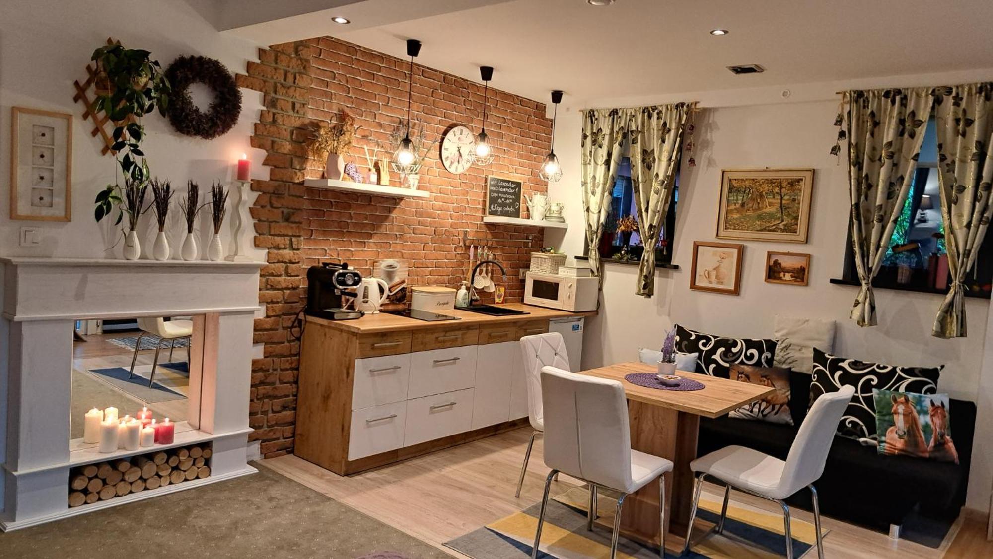Apartament Lavender Jelenia Góra Buitenkant foto
